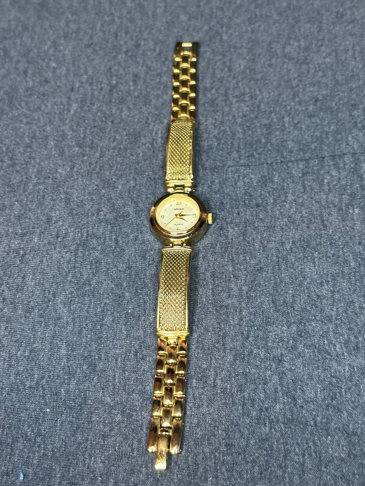 Vintage Gruen Womens Gold Tone Watch in Excellent Condition  