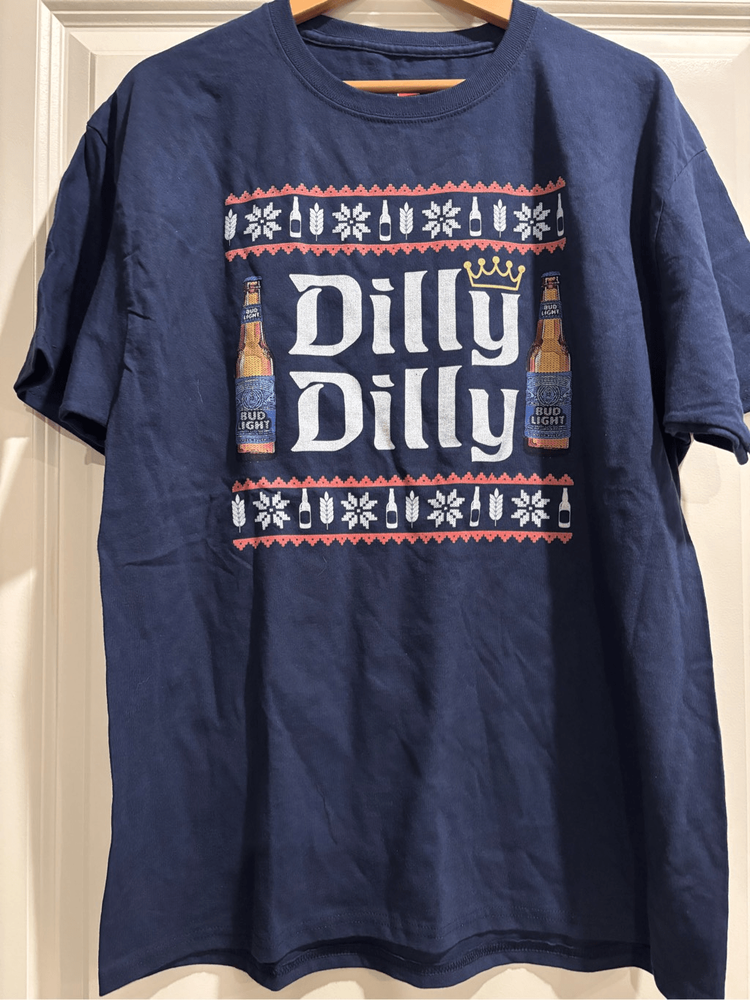 Dilly Dilly Christmas T-shirt size Large