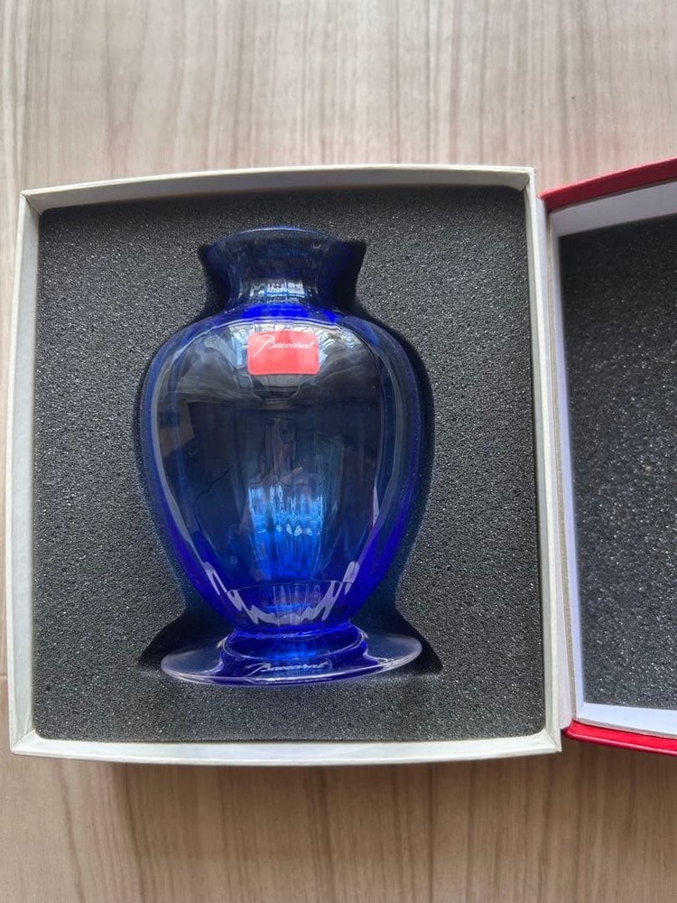 Baccarat Aqualeil Crystal Vase Made in France Collection/Pattern Name