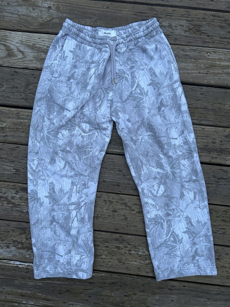Hollister Feel Good Sweatpants Cream Camo Drawstring Zip Pocket size Small