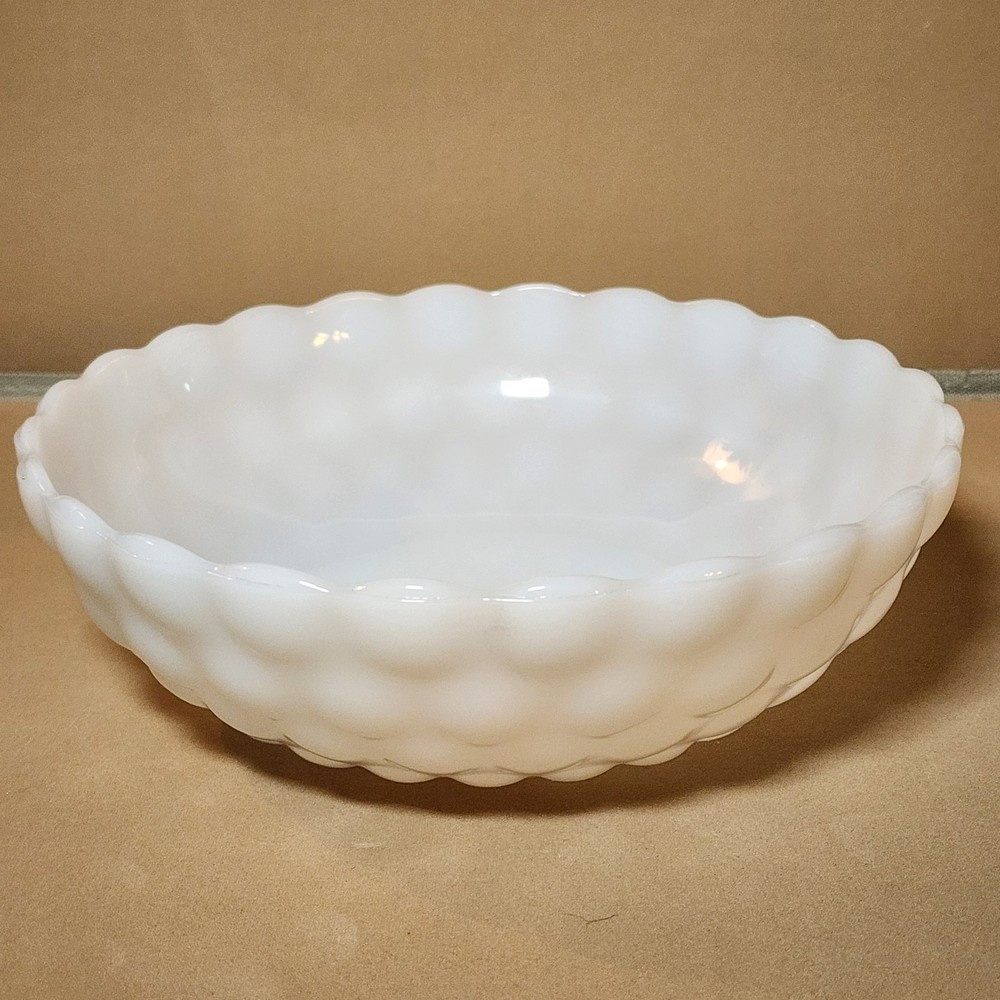 Anchor Hocking Bubble Milk Glass 8⅜