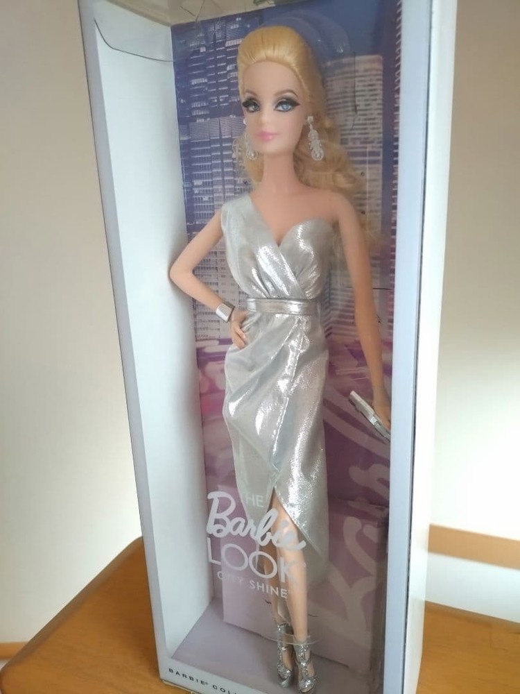 barbie doll look silver #90ae22