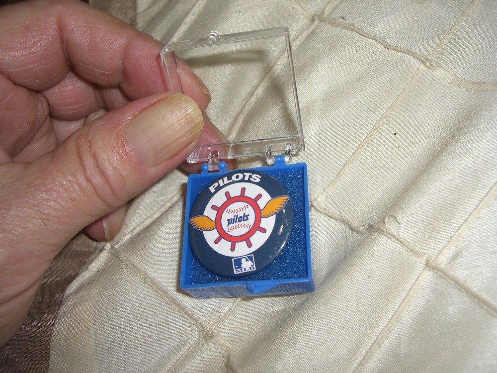1969 Seattle Pilots Pinback Button, Measures 1