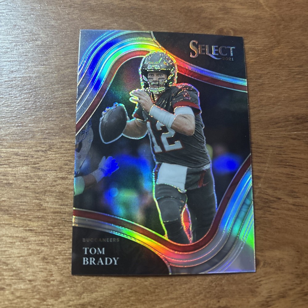 Tom Brady 2021 Panini Select Field Level Silver Prizm (#301)  PRINT LINE