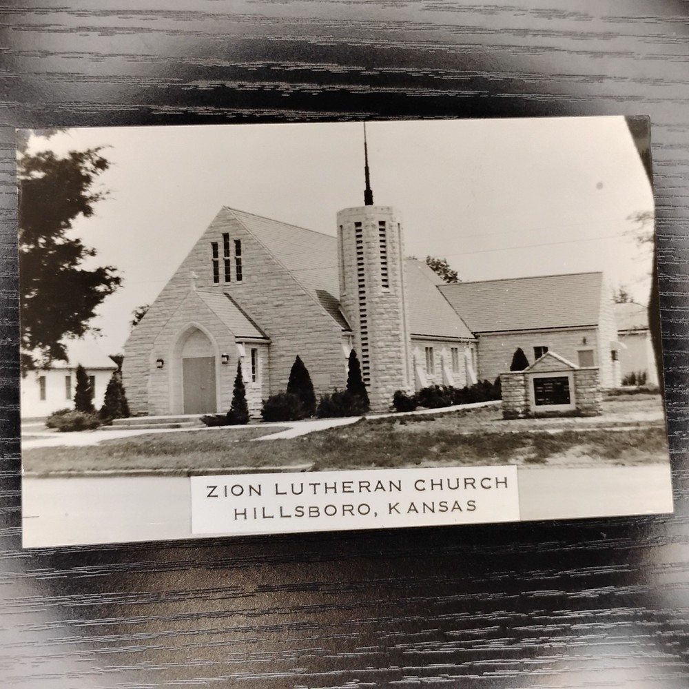 Photo POSTCARD Zion Lutheran Church Hillsboro Kansas Groganized Illinois