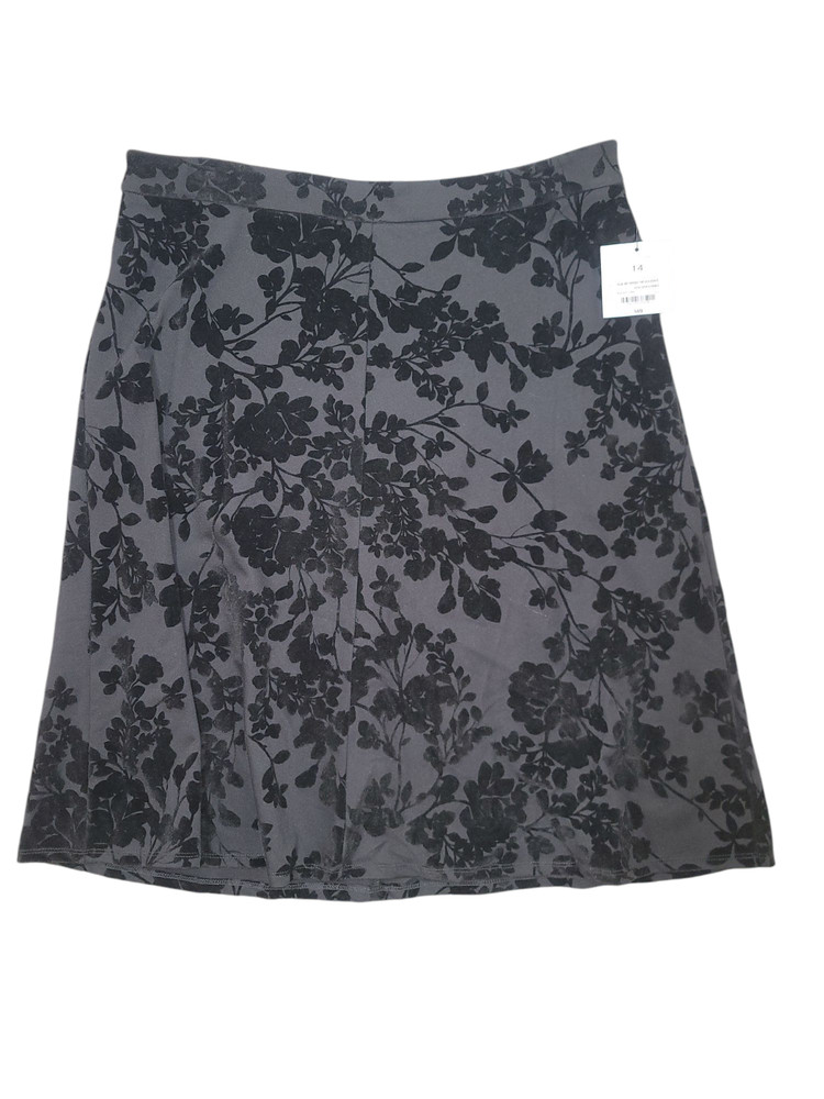 Liz Claiborne Women's Skirt Size 14 New With Tags
