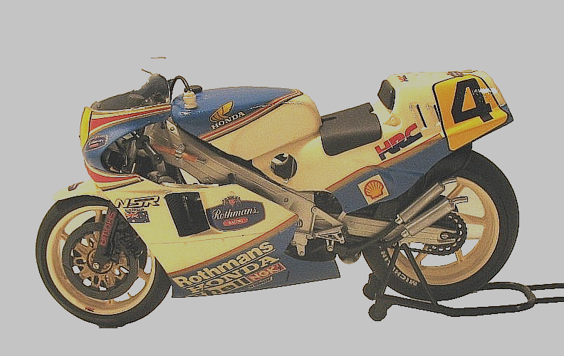Honda Ns 500CC Protar 1/9 Scale Rothmans Racing Motorcycle Built Plastic Model