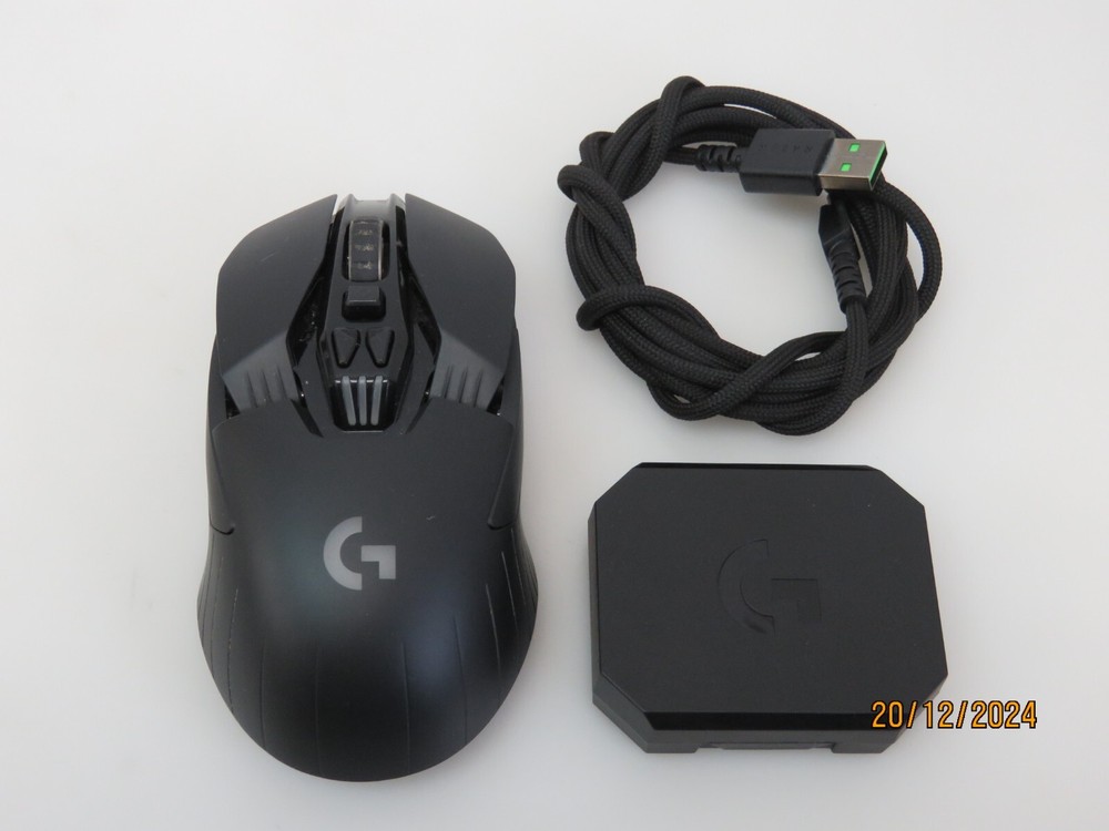 Logitech G903 LIGHTSPEED Wireless Gaming Mouse featuring HERO Sensor [CR144]