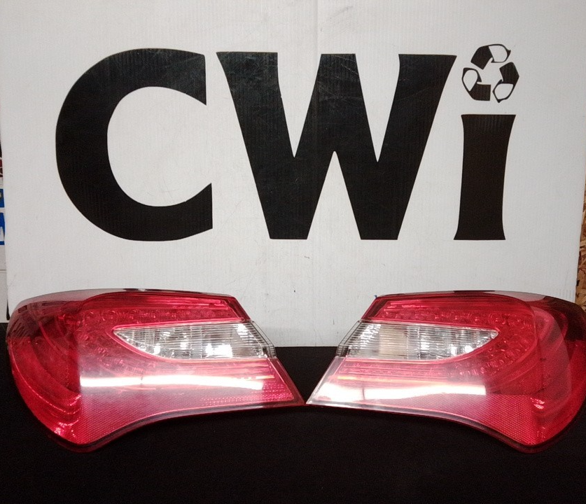 CHRYSLER 200 TAIL LIGHT LH&RH SIDE 2012 2013 2014 05182524AE OEM