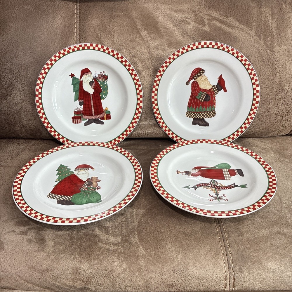 Vintage Debbie Mumm Sakura “Magic of Santa” 8” Salad/Dessert Plates set of 4