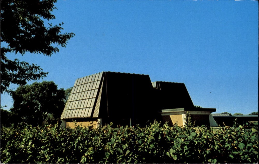 Kansas Cosmosphere & Discovery Center ~ Hutchinson KS ~ NASA History