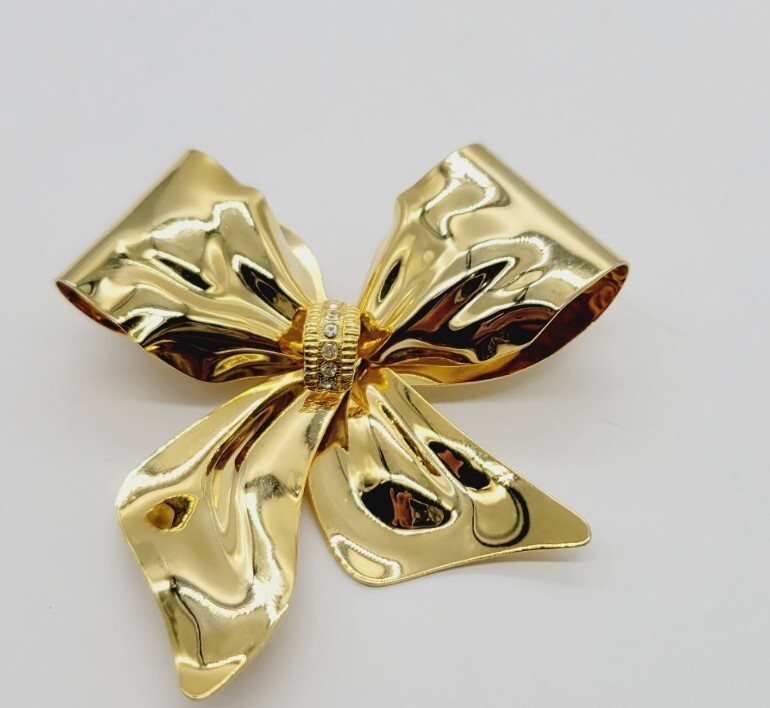 Christmas Ribbon Bow Brooch Pin Crystal Accent Large Gold tone Statement Vintage-image