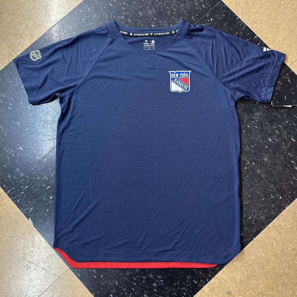 Fanatics Men's navy blue T-shirts