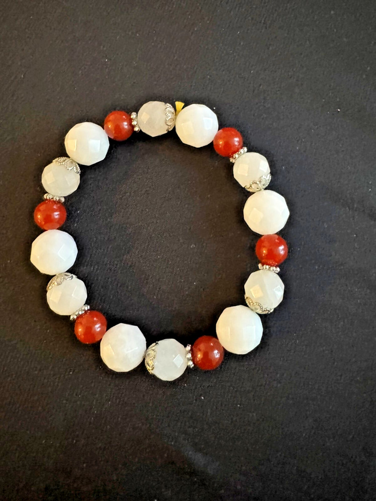 White Jade & Carnelian Stretch Bracelet