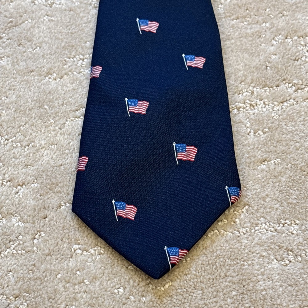 Cape Cod Neckwear American Flag Tie USA Patriotic Red White Blue Old Money Yacht