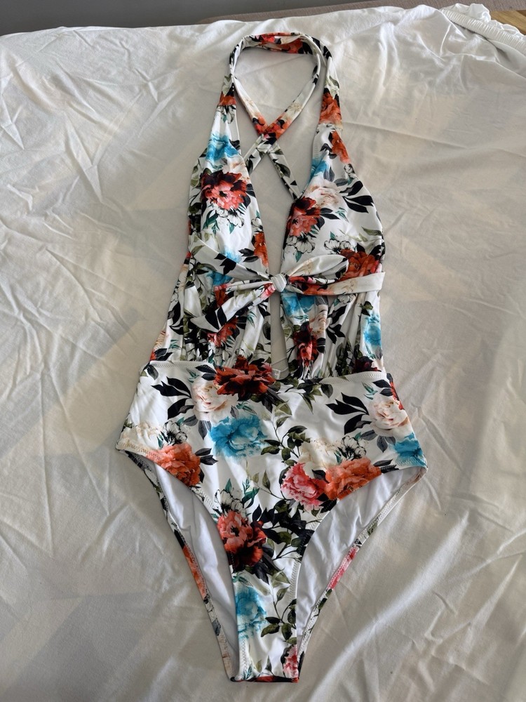 Cupshe Women's One Piece Swimsuit Size Large, Blue Multicolor Floral Pattern