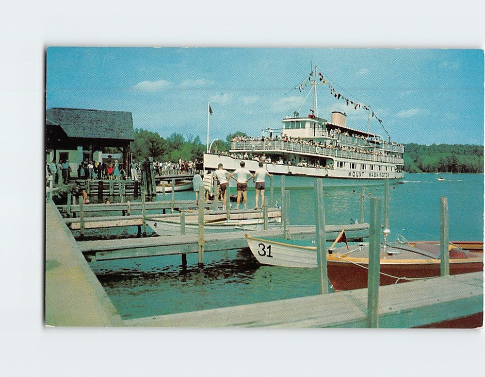 Postcard M-V Mt Washington Arriving at Centre Harbor Lake Winnipesaukee NH