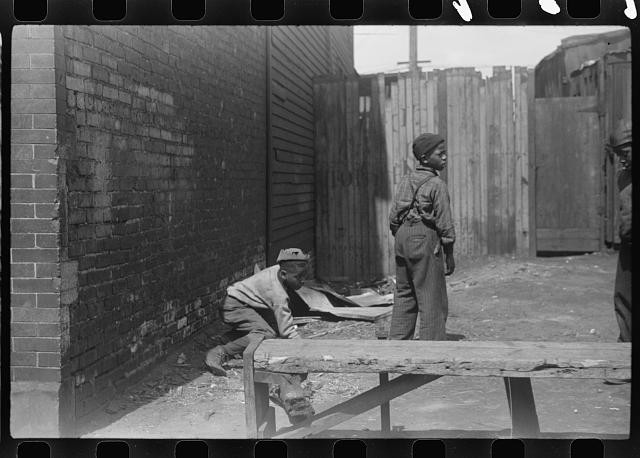 Photo:Chicago Illinois 1941 Black Belt Children Playing on Street