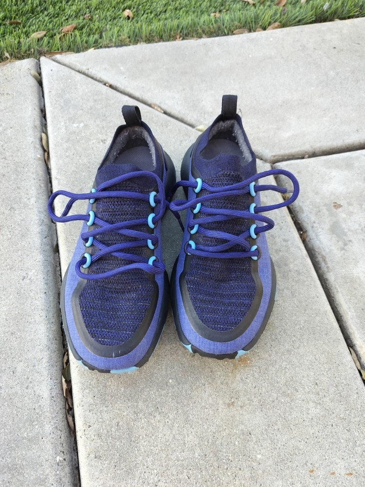 Allbirds Men's Trail Running Wool Shoes Size 9, Navy Blue.