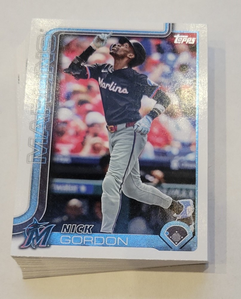 2025 Topps - Miami Marlins Team Set (Series 1, 2, & Update) - 35 Cards