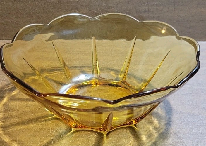 Vtg Glass Round Serving Fruit Bowl Dish Amber Yellow Scalloped Rim MCM Food