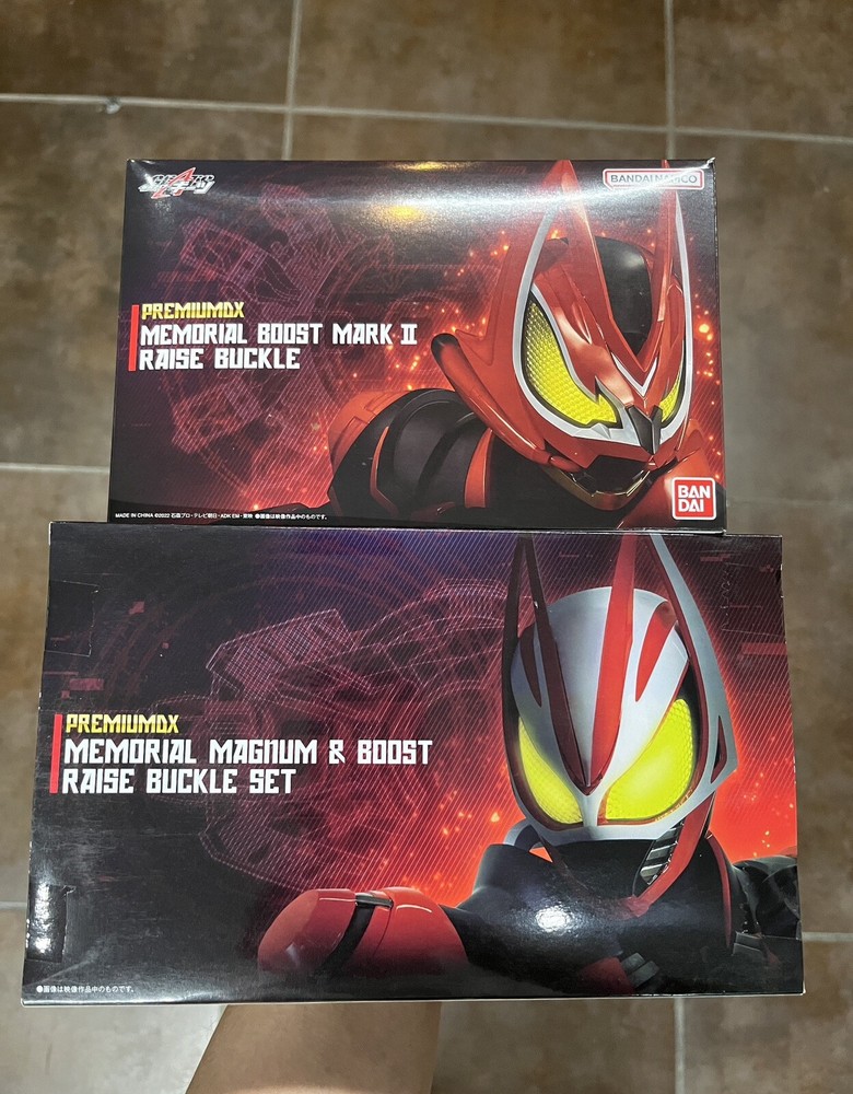 PREMIUM DX MEMORIAL MAGNUM & BOOST MARK II RAISE BUCKLE SET kamen rider geats