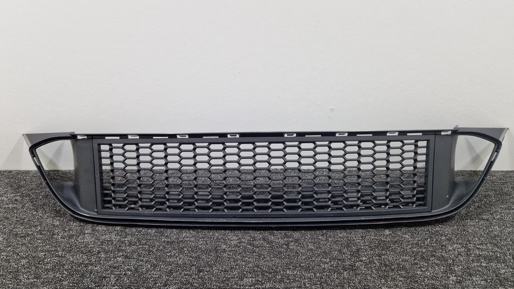 BMW 5 Series F10 F11 M Sport Front Bumper Intercooler Air Duct Trim Cover 8049347