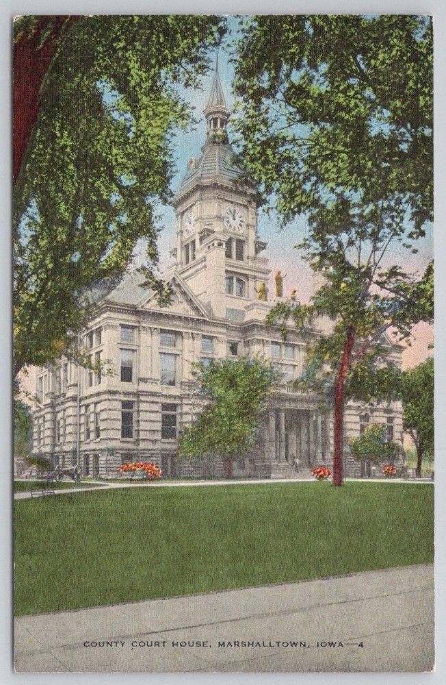 Marshalltown Iowa County Court House Linen Postcard E. C. Kropp Co.