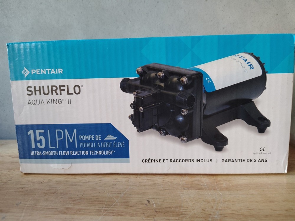 SHURFLO AQUA KING II PREMIUM 4.0 12VDC 4.0GPM 55PSI