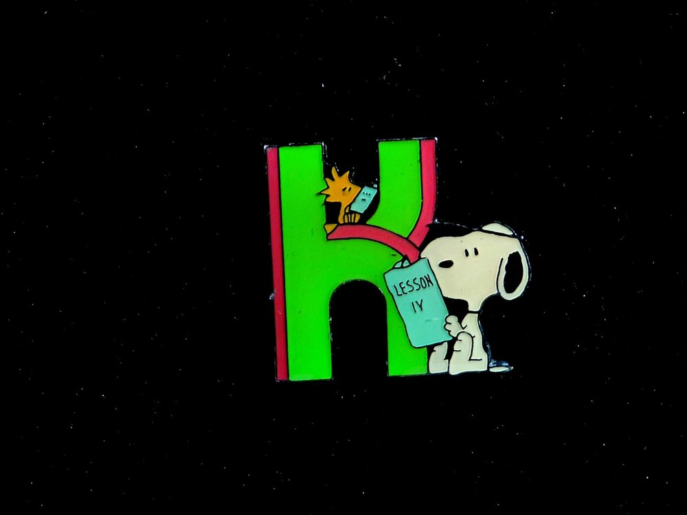 Snoopy Peanuts Charlie Brown Quantasia Vintage Alphabet Letter Lapel Pin