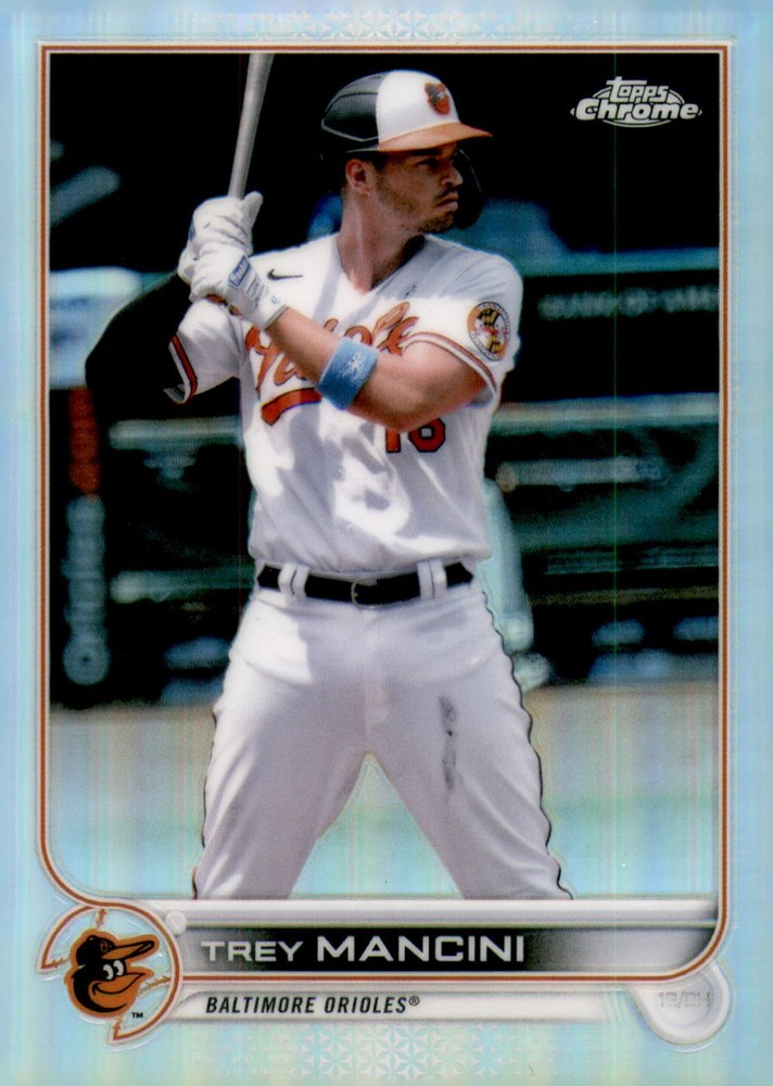 2022 Topps Chrome #72 Trey Mancini Refractor