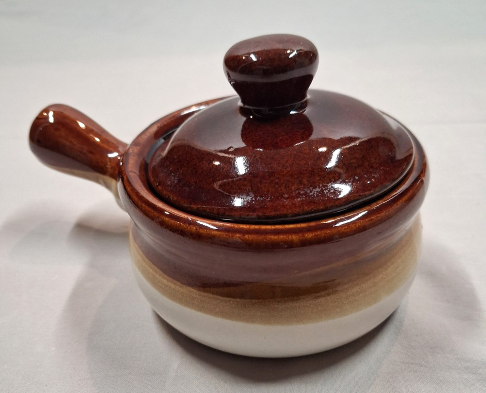 Vintage Pottery French Onion Soup/Chili Crock Pot Bowl With Handle & Lid Brown