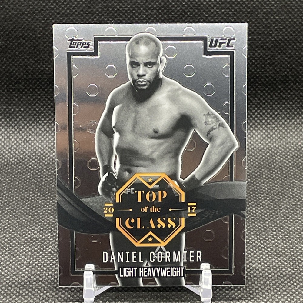 Daniel Dc Cormier 2017 Topps Chrome Ufc Insert Top Of The Class