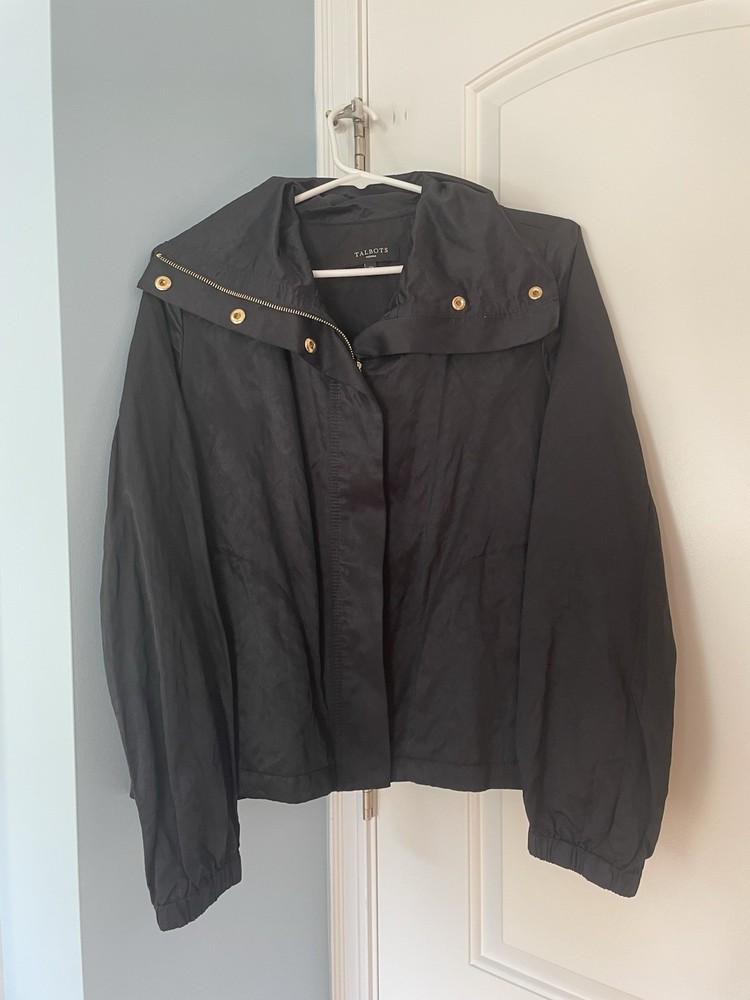 Talbots Women’s Size 12 Petite Jacket. Black Color. Dry Clean Only.
