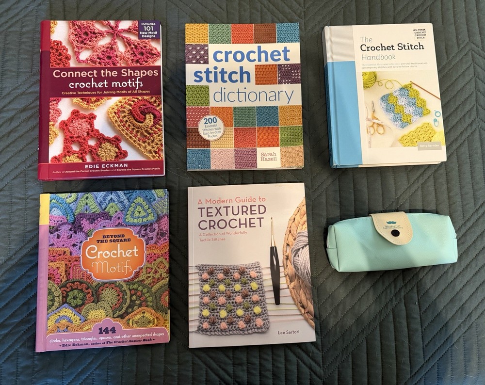 Crochet Books-5 Total Textured, Stitch, & Motifs+Crochet Needle Set