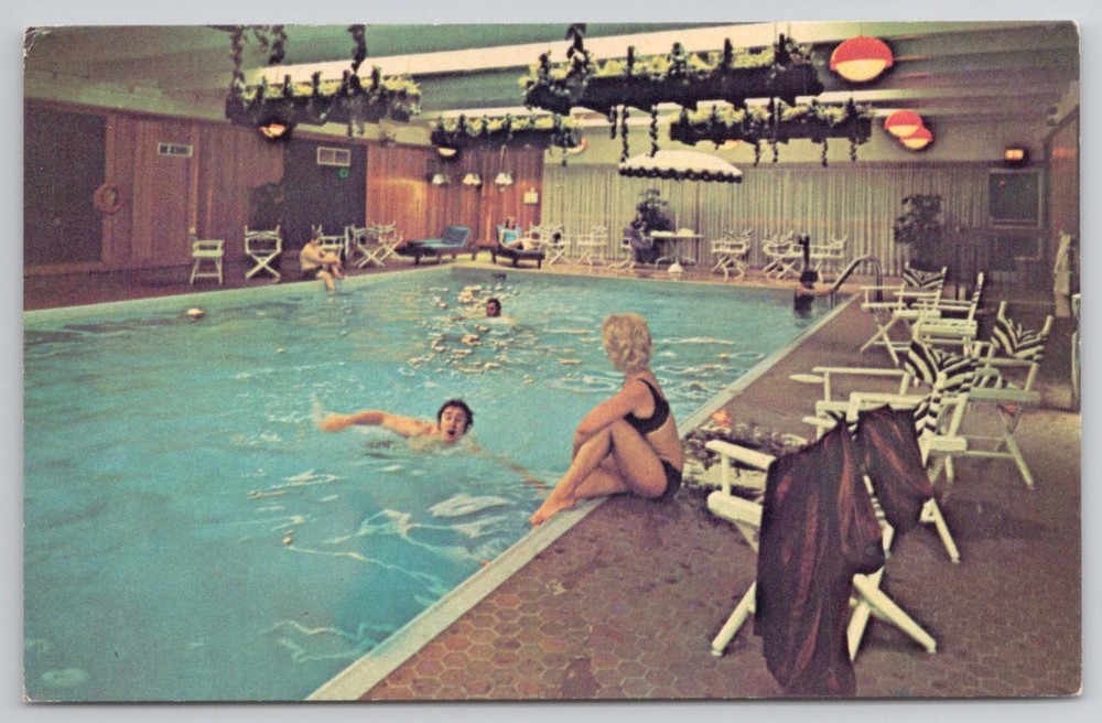 Vintage Holiday Inn Sarnia Ontario Canada Indoor Pool Blue Water Bridge Postcard