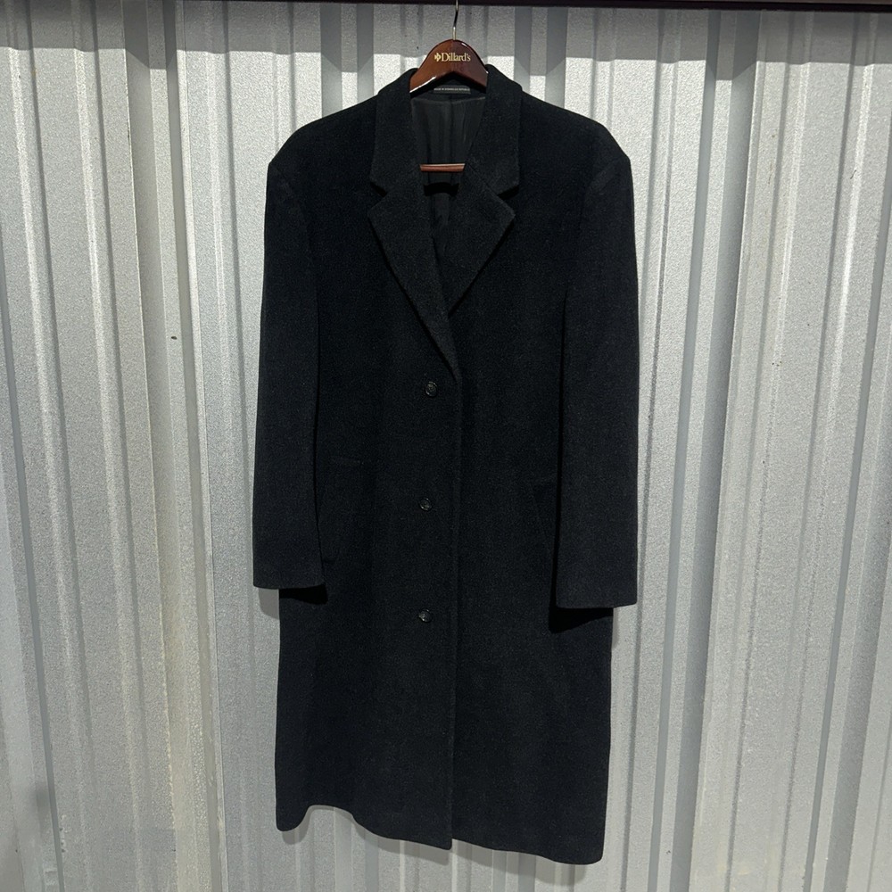 Roundtree and Yorke Men’s Charcoal Wool Size Unknown Coat
