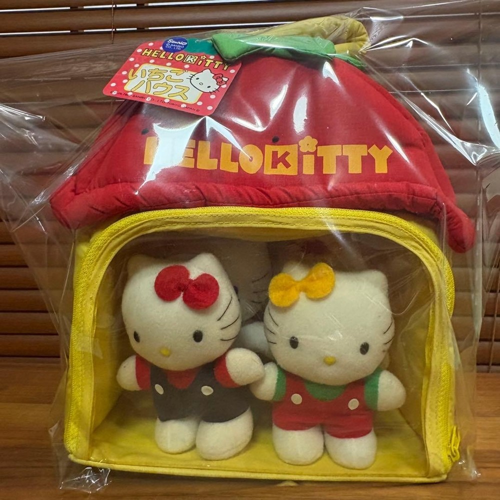 [RARE] Hello Kitty Strawberry House & Plush Doll Set Vintage 1997 Japan w/ Tag