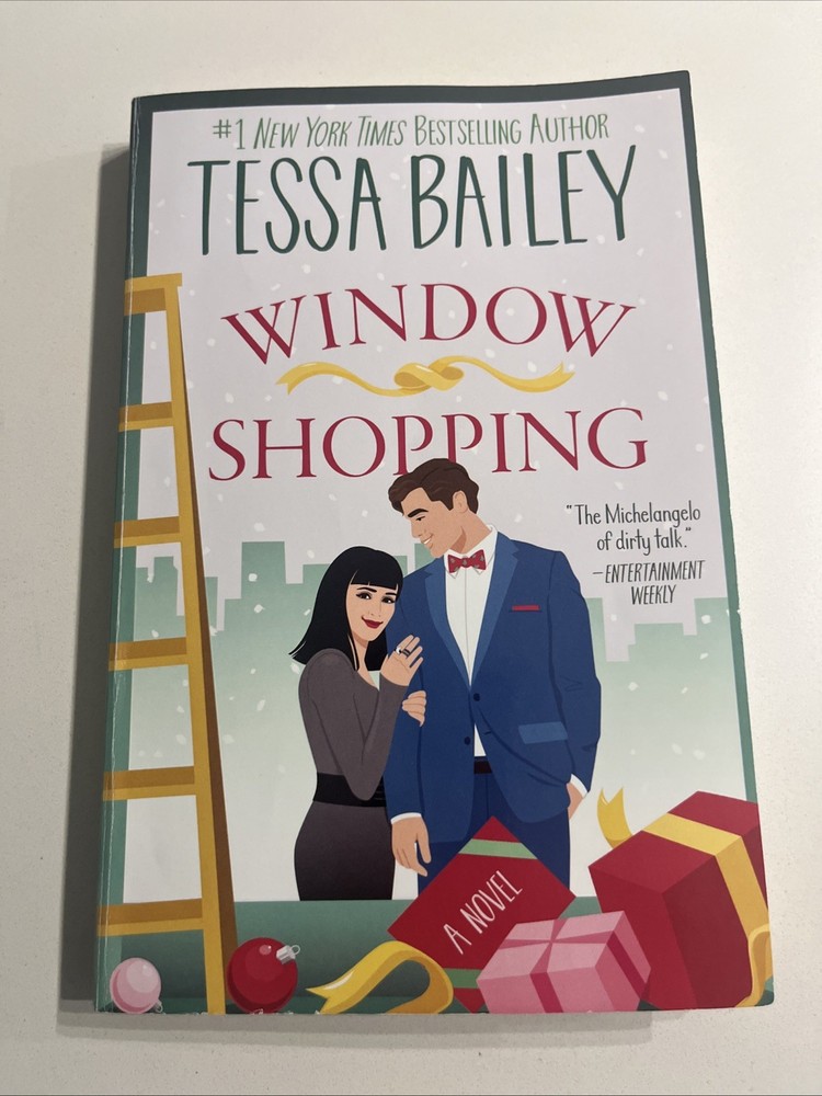 Window Shopping: An Opposites-Attract Christmas Romance with a Charming Twis...