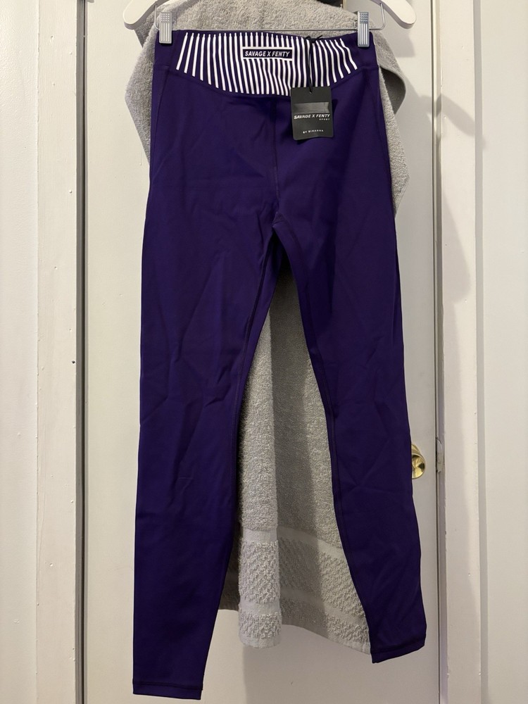 NWT Savage X Fenty Xccentuate Size Med High Waist Compression Leggings Purple