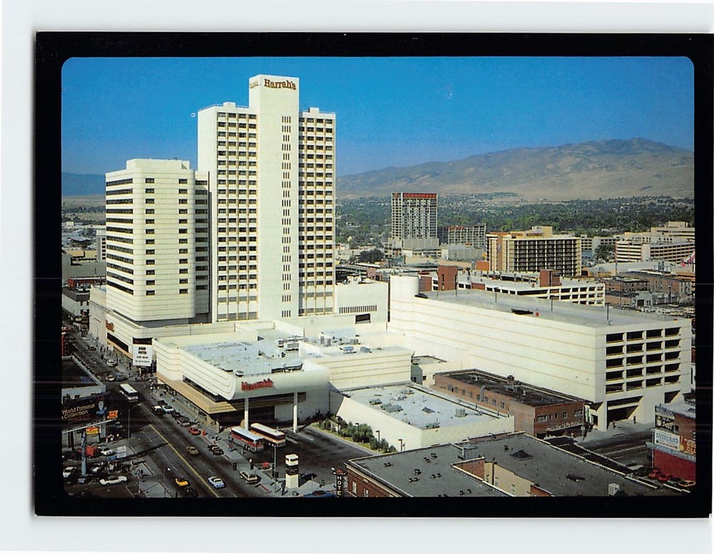 Postcard Harrahs Hotel And Casino Reno Nevada USA