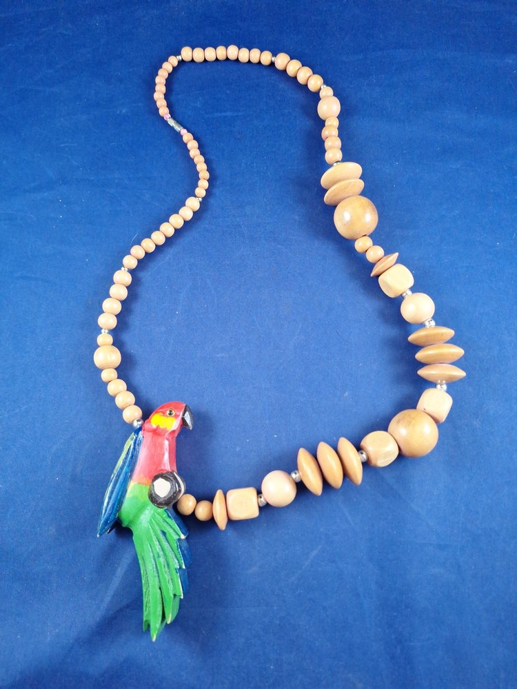 Vintage Beaded Tropical Wooden Parrot Necklace Festival *19