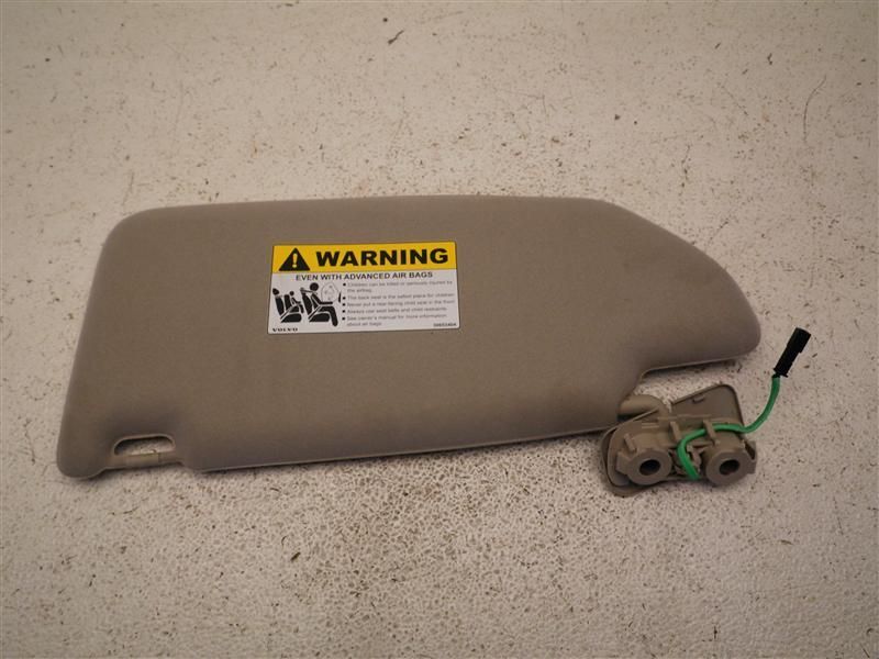 2005-2009 Volvo 60 Series Right Illuminated Sun Visor 398749747 B03688