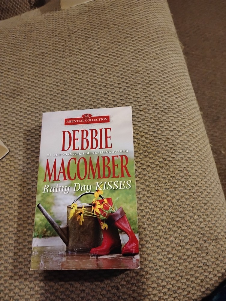 Rainy Day Kisses by Debbie Macomber (1990, Mass Market)