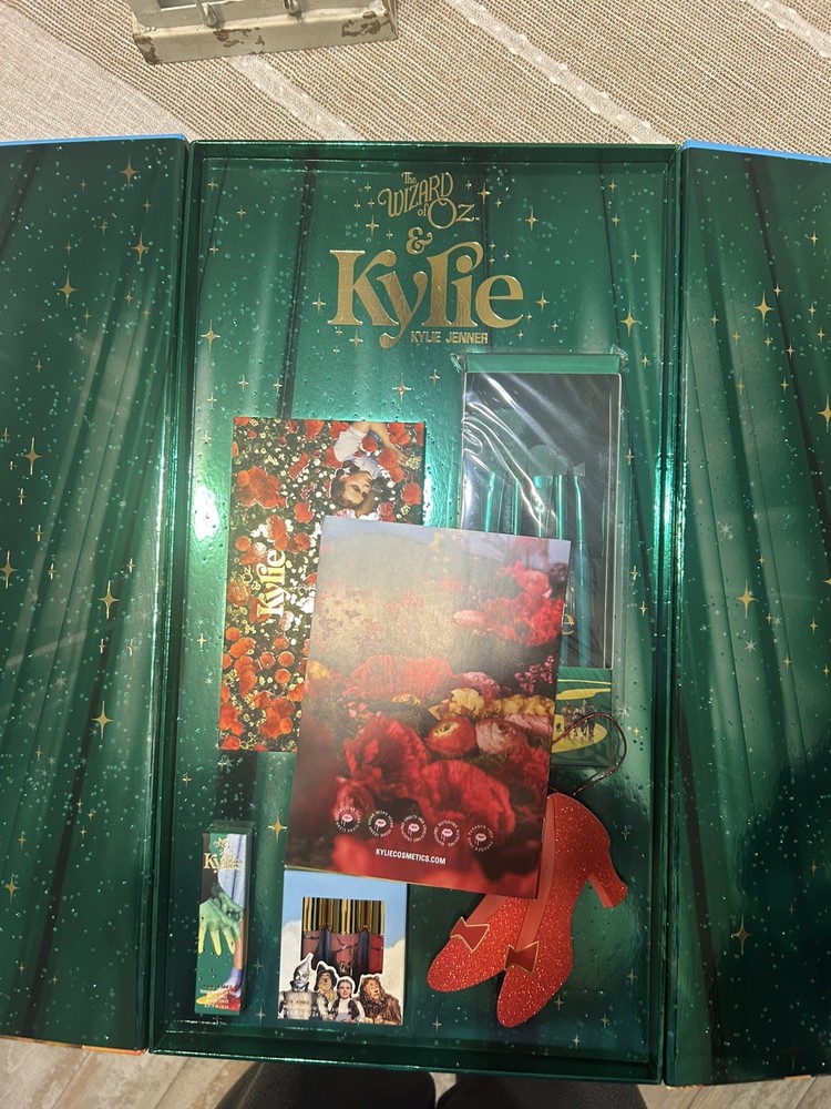 Kylie Cosmetics Wizard of Oz Collaboration 5 PIECE COLLECTION, NIB RARE