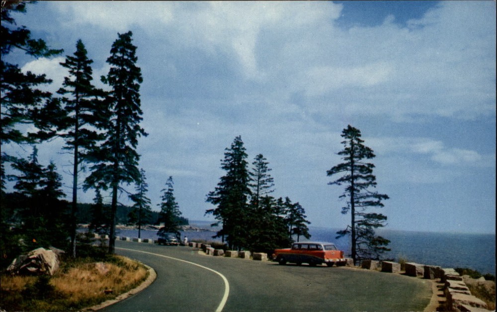 Ocean Drive Acadia National Park Maine vintage postcard 1950s station wagon z887-image