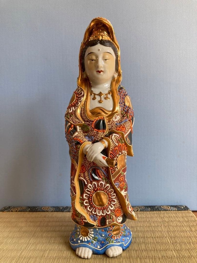 Kutani Ceramic Kannon Guanyin Statue Japanese Buddhist Altar Figurine 12 in