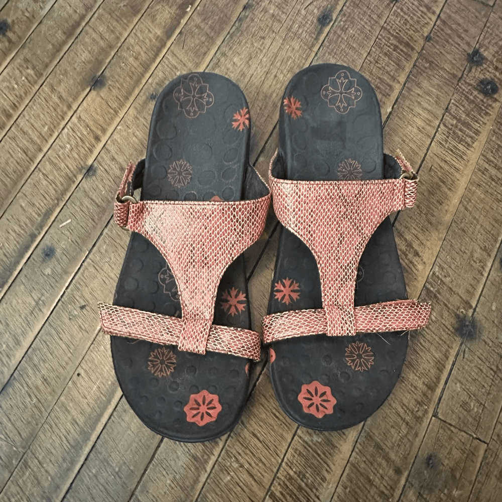 Vionic imitation snakeskin Molly ortho strappy sandals size 8