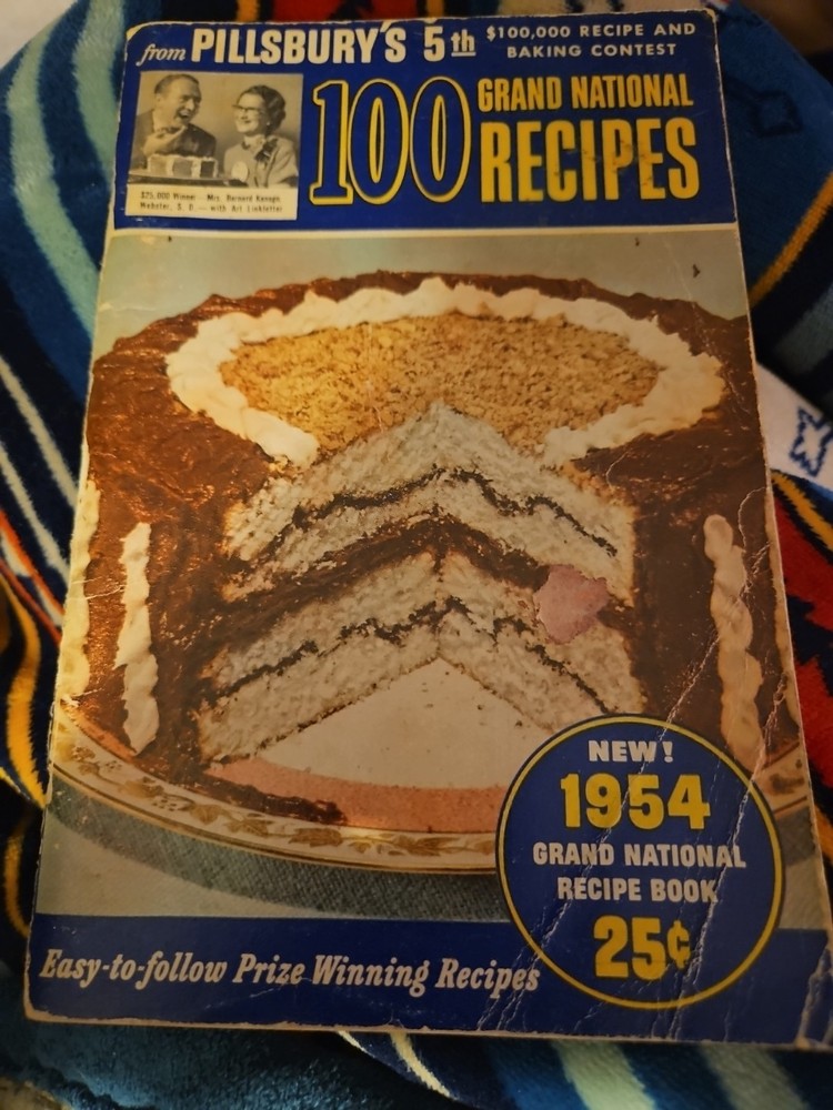 1954 Cookbook Pillsbury's 5th 100 Grand National Recipes - Recipe Book Vintage