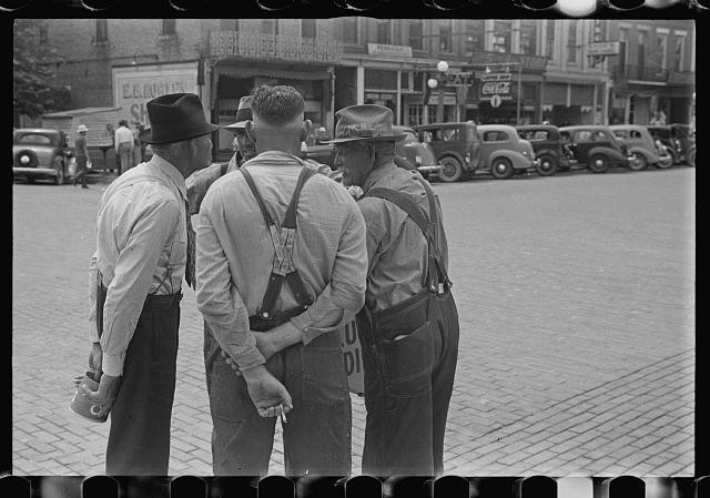 Photo:Washington Court House Ohio 1938 Street Scene Men in Suspenders